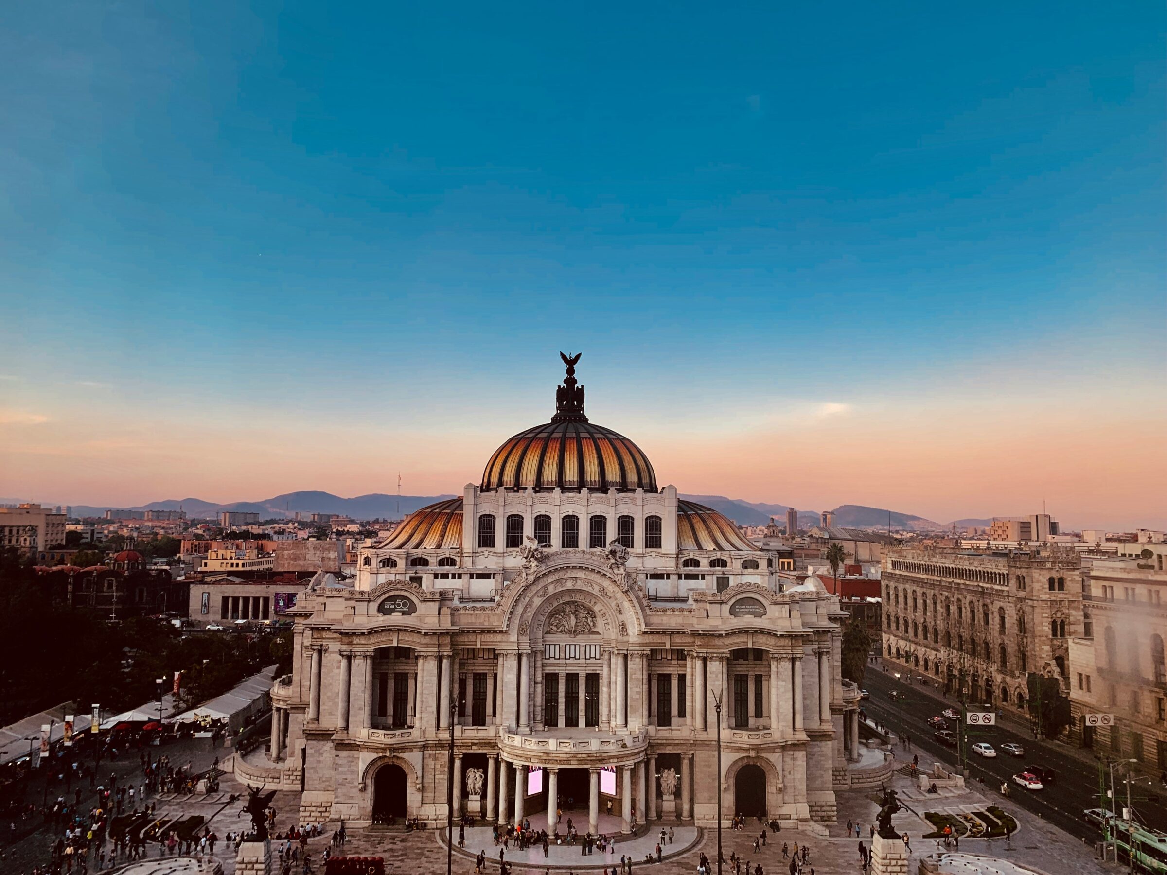 carlos-aguilar-oGRrpBX2ER4-unsplash