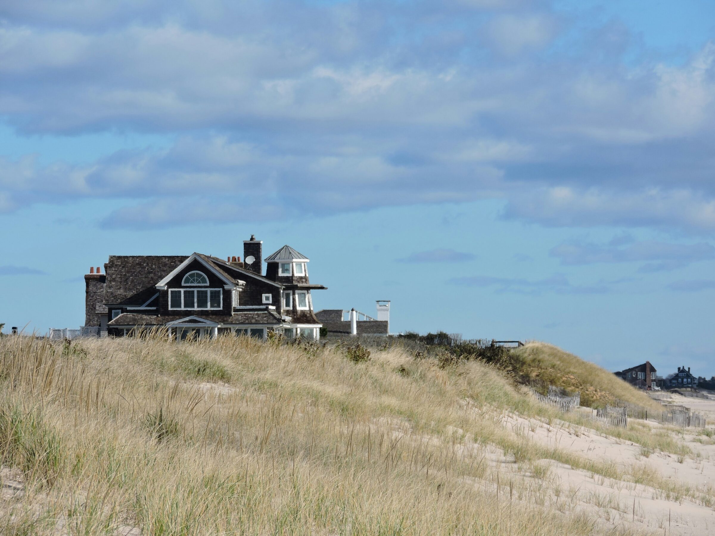 A Jonathon Hawes Guide to the Hamptons